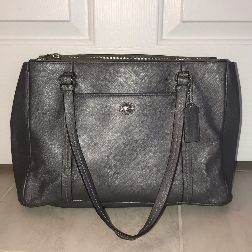 Chic Coach purse 💓
